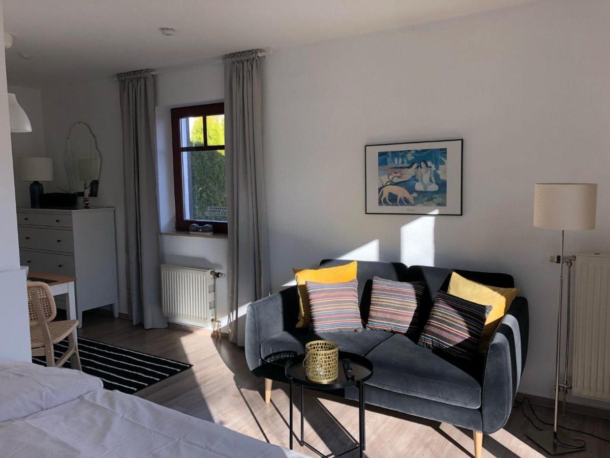 Ferienwohnung-Klaus-Stoertebeker-Mit-Sonnenterrasse-Garten-Zwischen-Strand-Wald-Und-Wiese Gustow  Buitenkant foto