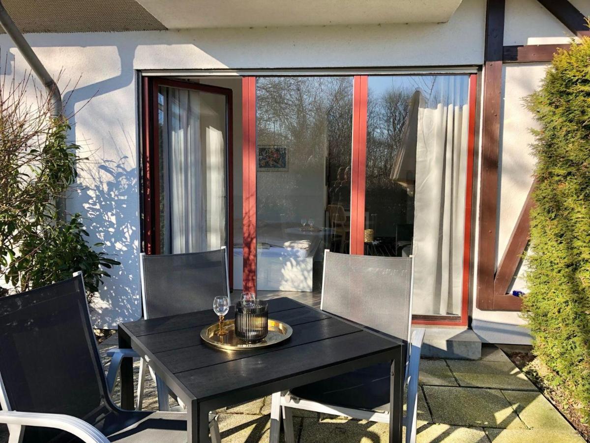 Ferienwohnung-Klaus-Stoertebeker-Mit-Sonnenterrasse-Garten-Zwischen-Strand-Wald-Und-Wiese Gustow  Buitenkant foto