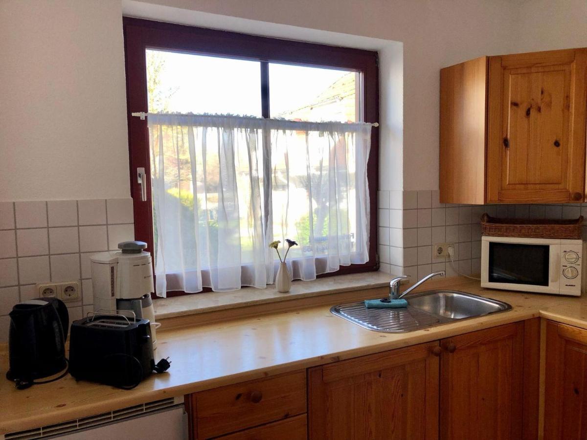 Ferienwohnung-Klaus-Stoertebeker-Mit-Sonnenterrasse-Garten-Zwischen-Strand-Wald-Und-Wiese Gustow  Buitenkant foto